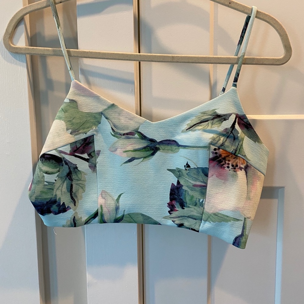 Cropped floral shirt